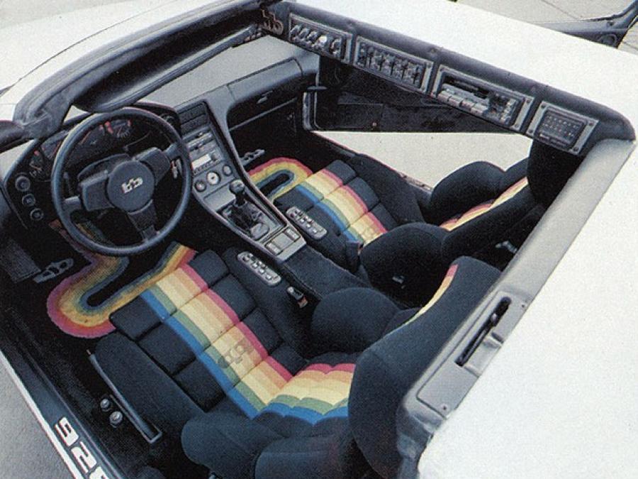Интерьер Porsche 928 Targa by B&B 1979 года  (фото 8 из 8)